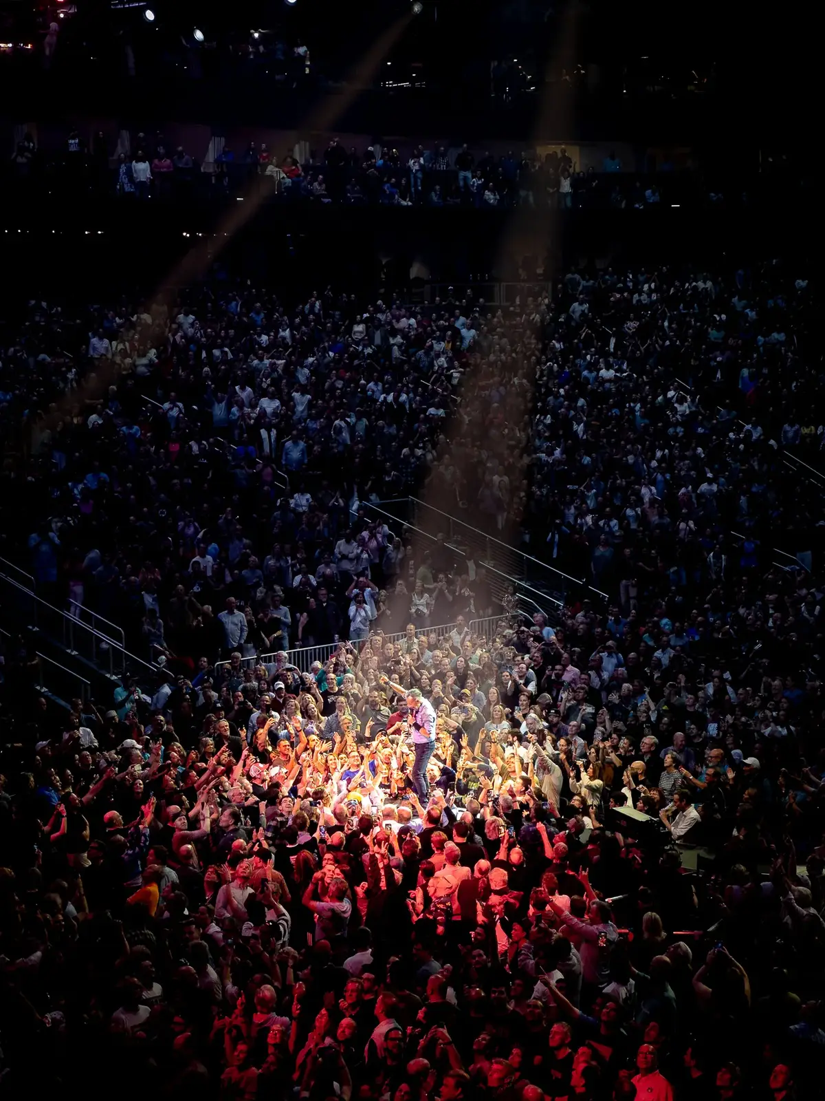 On Stage, frame 4